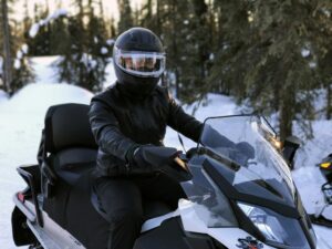 Read more about the article When Can You Ride Snowmobiles on the Trails?